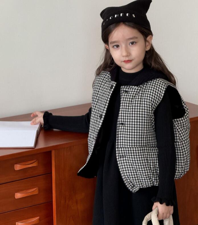 2024秋冬新作LM★子供服 　 ベストコートにフート付き★90cm〜150cm