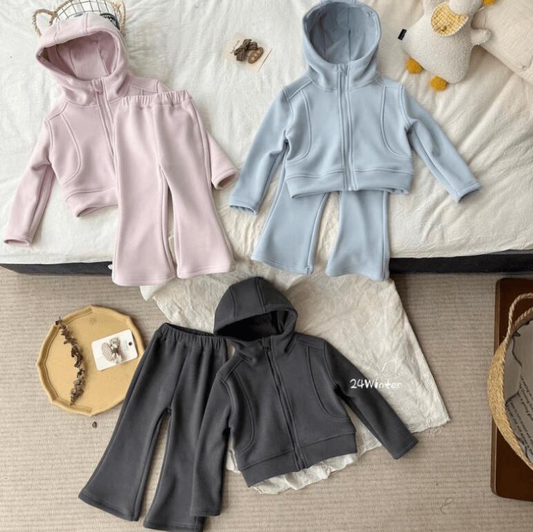 2024新品★子供服　セットアップ★90cm〜140cm 3色