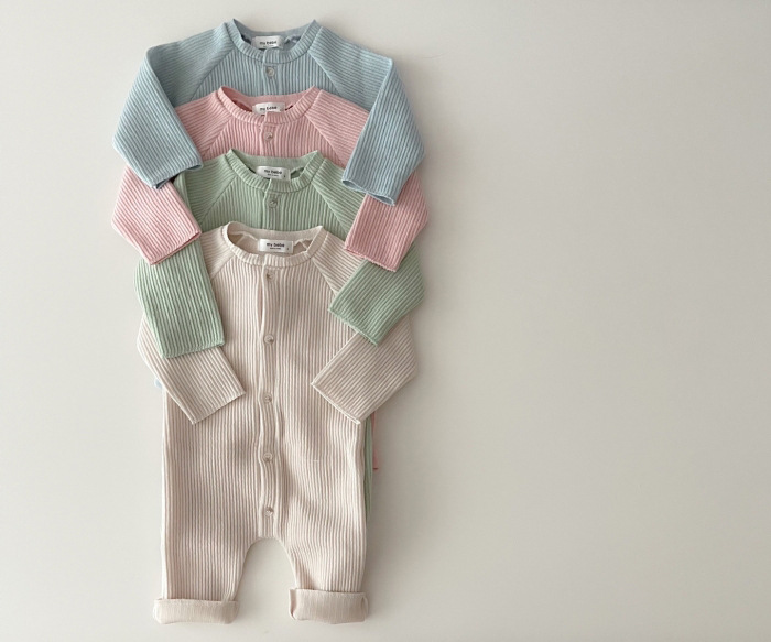 2025新入荷★ベビー服　ロンパース★66cm〜100cm 4色