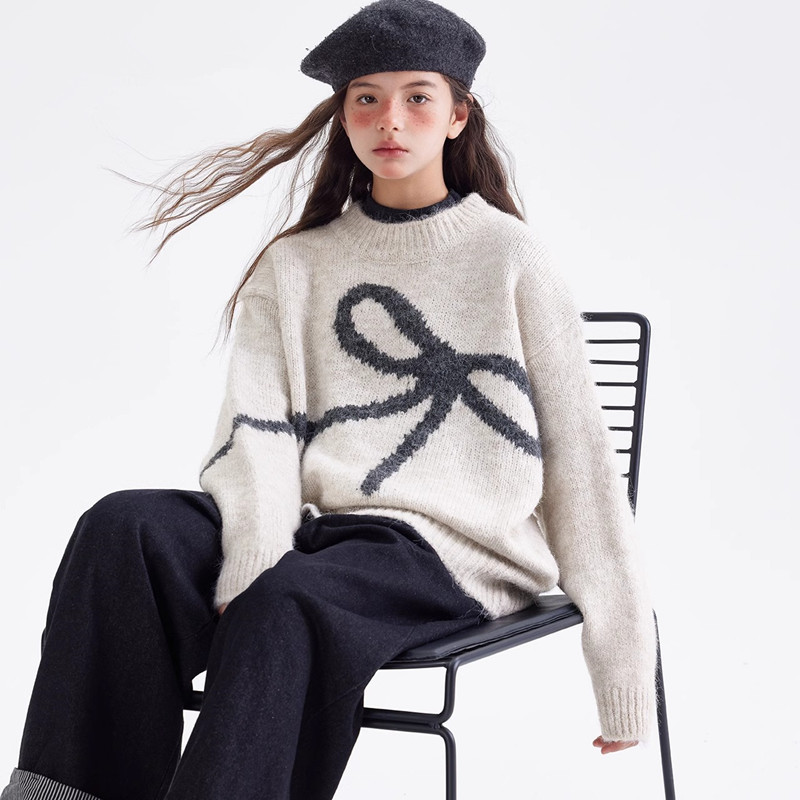 2024年新★子供服　セーター★150cm〜180cm