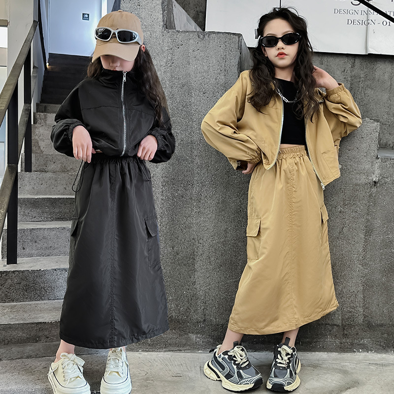 2025新品★子供服　セットアップ★120cm〜170cm 2色