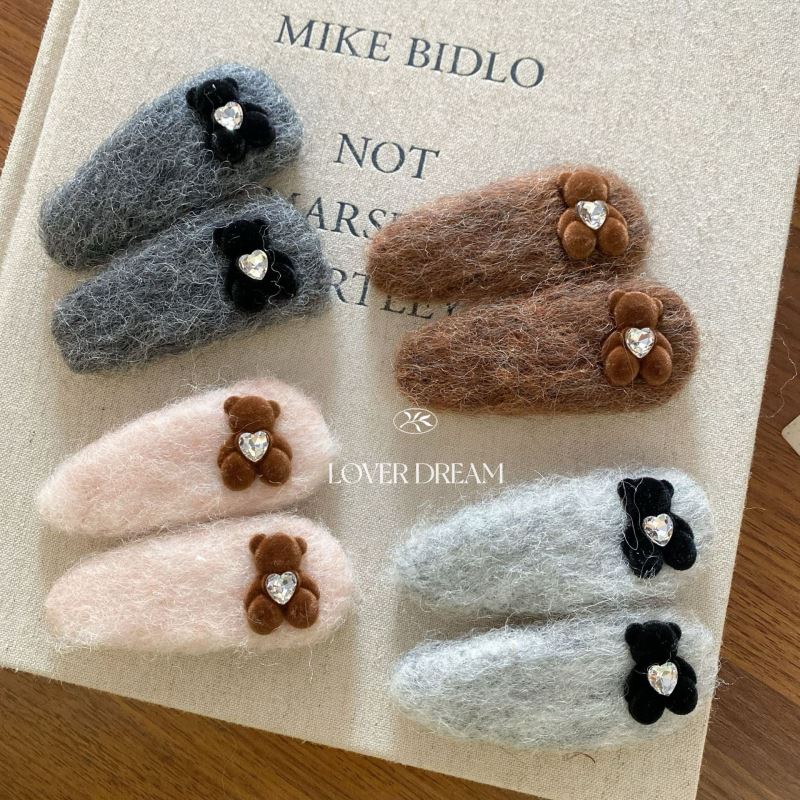 雑貨★子供用髪飾り　ヘアビン★アクセサリー★4色