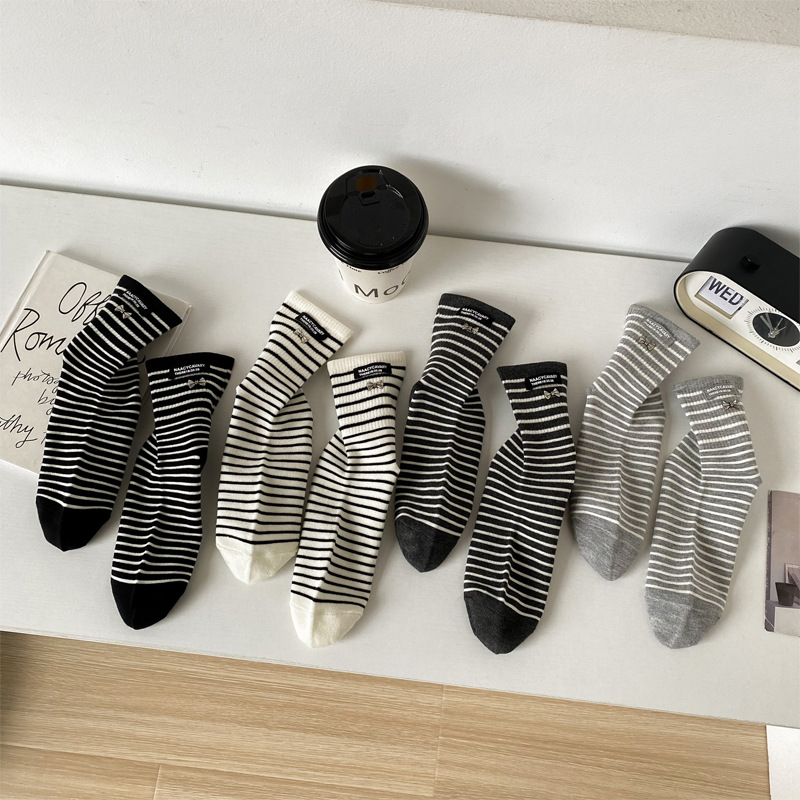 「2024」靴下★レディース★ソックス★大人用★女性用靴下★可愛い★4色