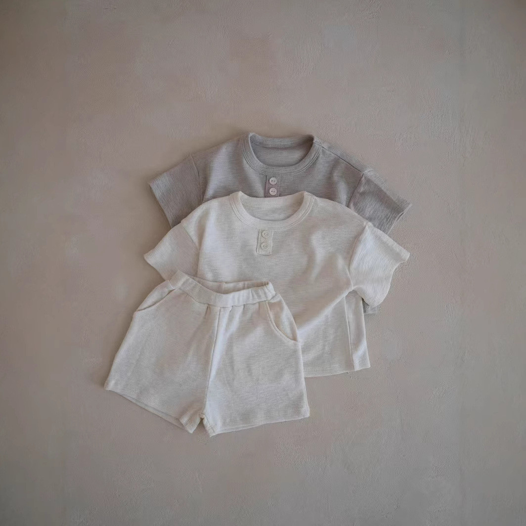 2025新品★子供服　セットアップ★73CM〜100cm 2色