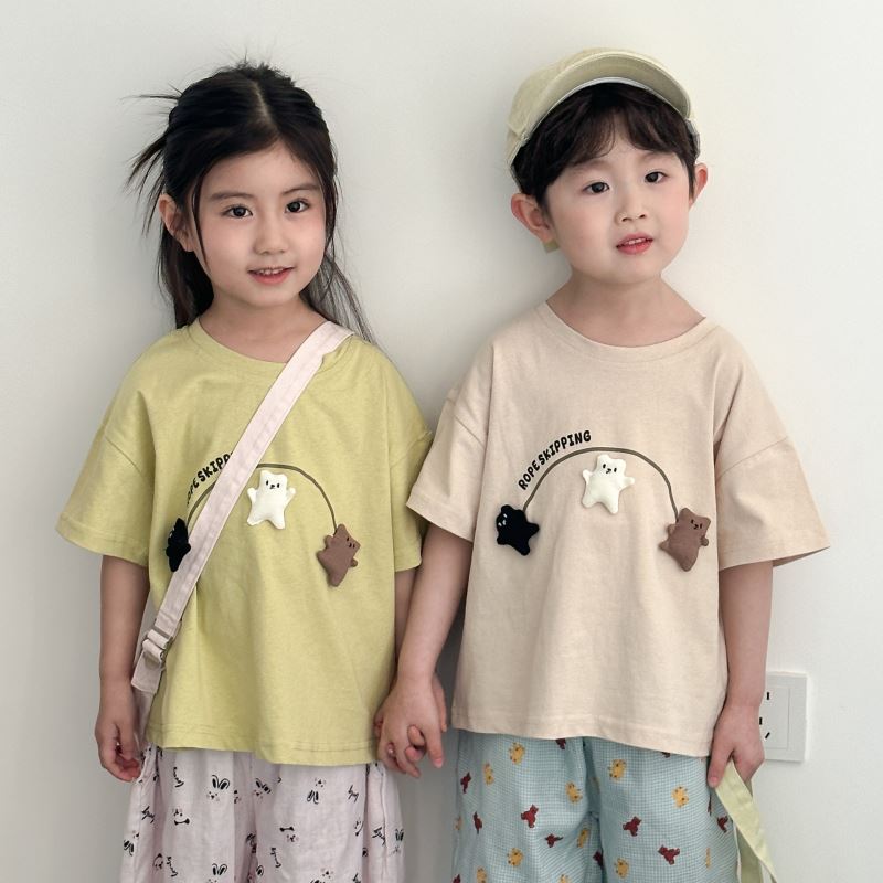 2025新作★子供服　トップス★80cm〜150cm 2色