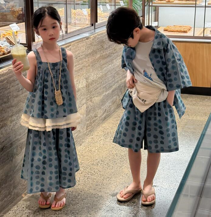 2025新品★子供服　セットアップ★90cm〜150cm 2色