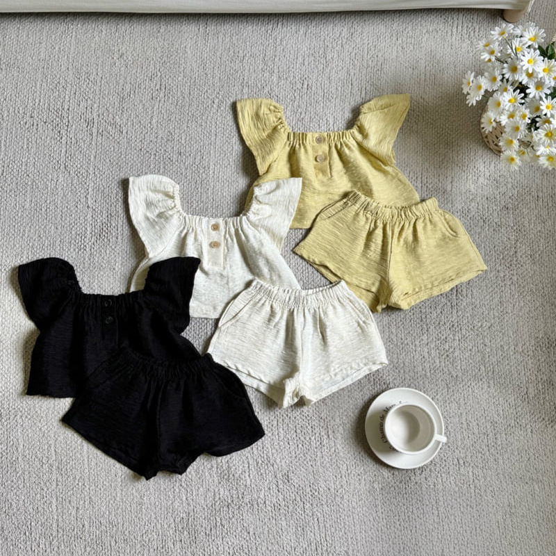2025新品h★子供服　セットアップ★80cm〜130cm 3色