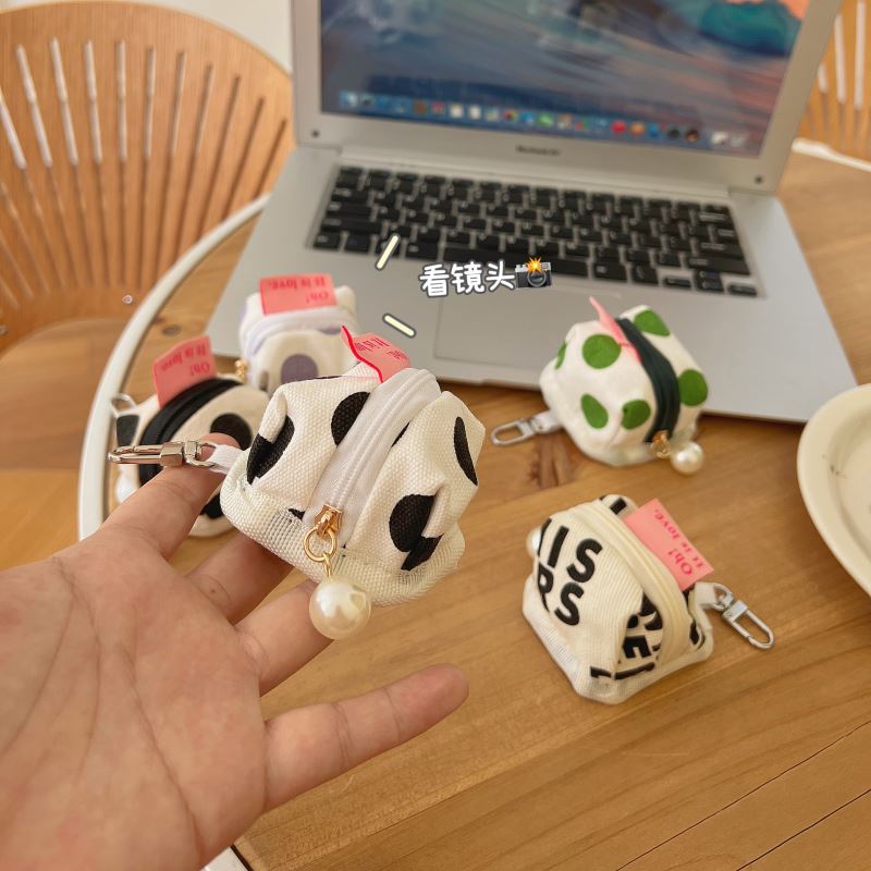 2025★小銭入れ★小物入れ★ミニバッグ★ポーチ★収納バッグ