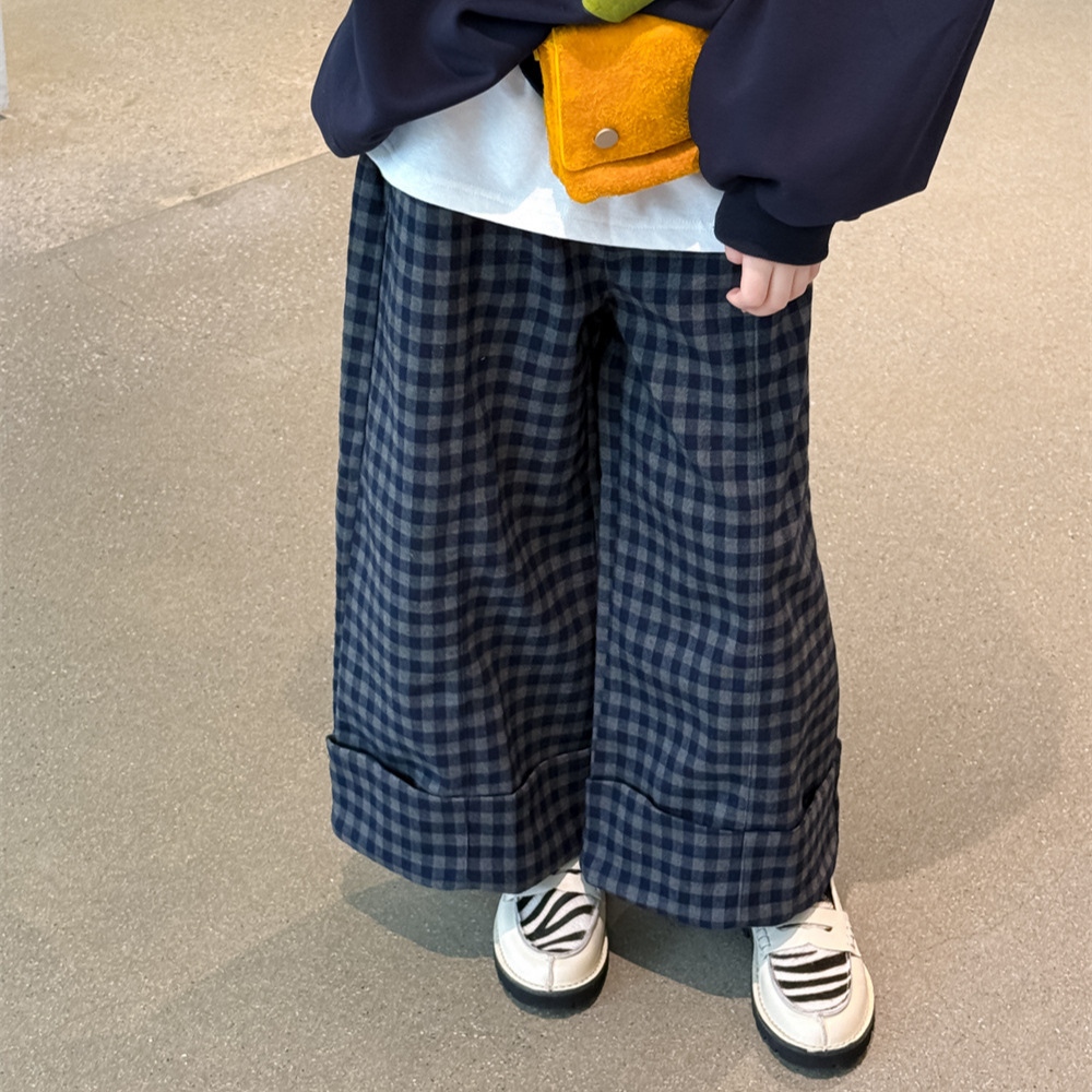 2025秋新入荷★子供服　ズボン★100cm〜160cm