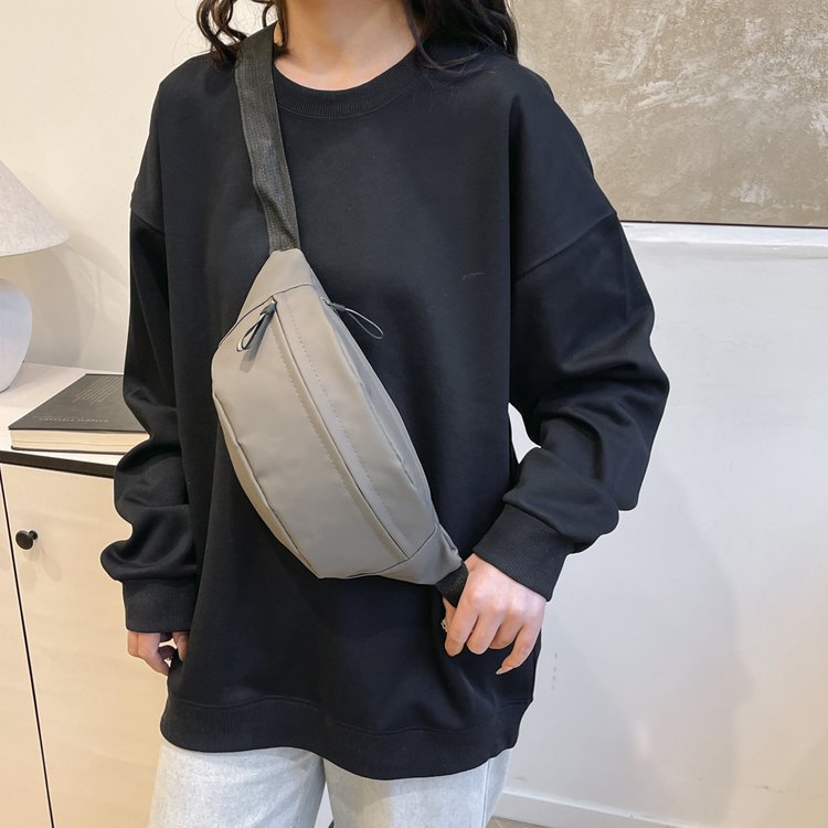 2025★肩掛け鞄★ショルダーバッグ★ 4色