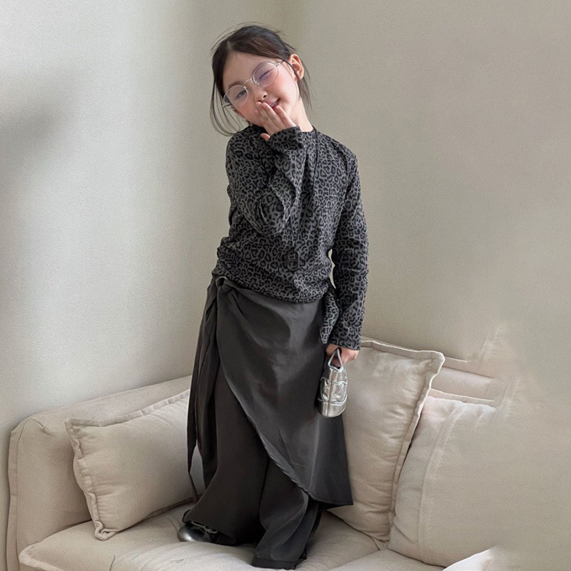 2025新作★子供服　トップス&ズボン分けて★90cm〜150cm