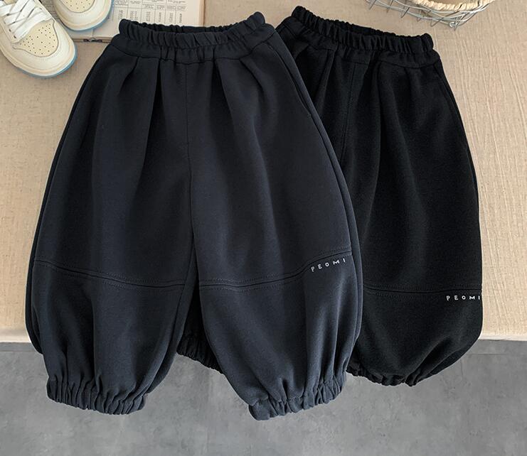2025新入荷★子供服　ズボン★90cm〜140cm 2色