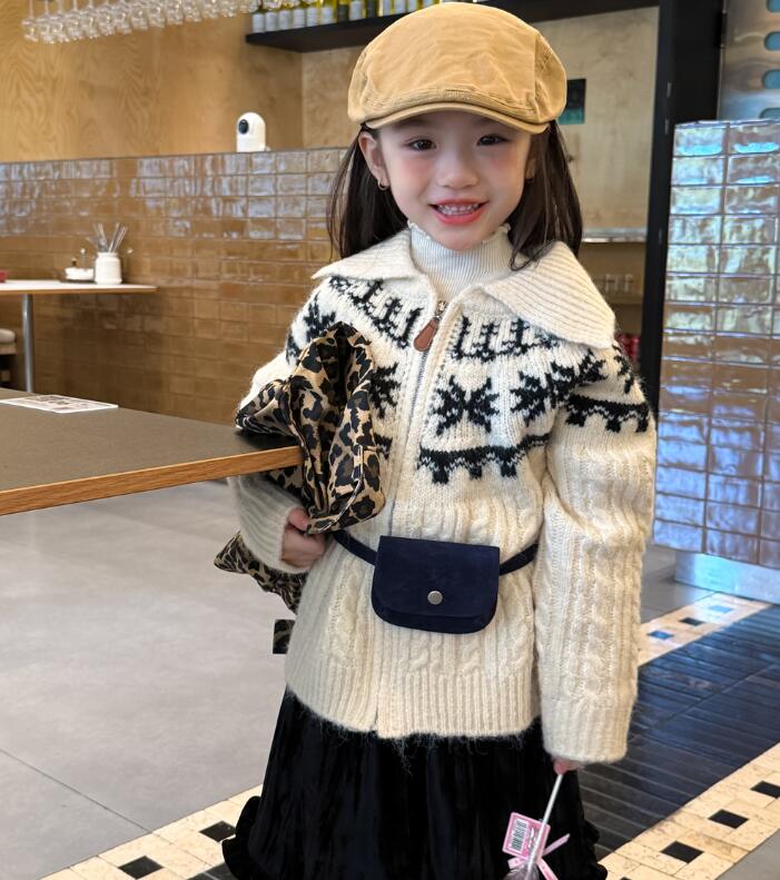 2025秋冬新品★子供服 　カーディガン★100cm〜160cm