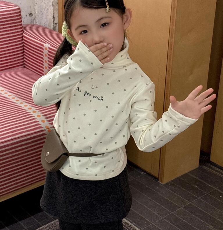 2025冬新TM★子供服　トップス★90cm〜150cm 3色
