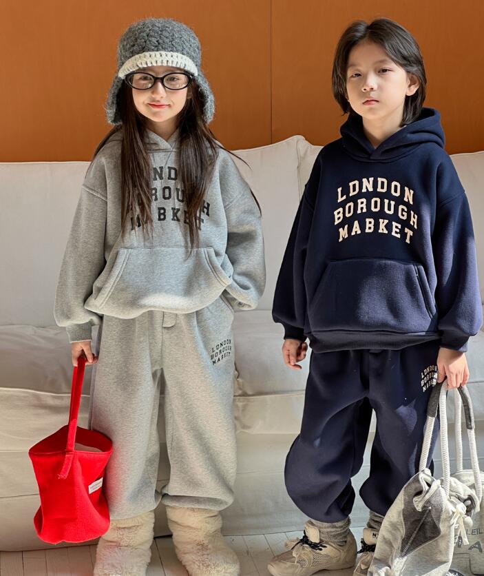 2025冬新品MXW★子供服　セットアップ★90cm〜150cm 4色
