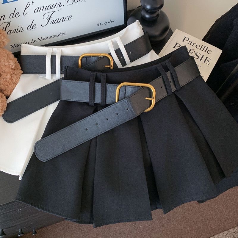 2025新品★子供服　スカート　インパン付き★130cm〜170cm 3色