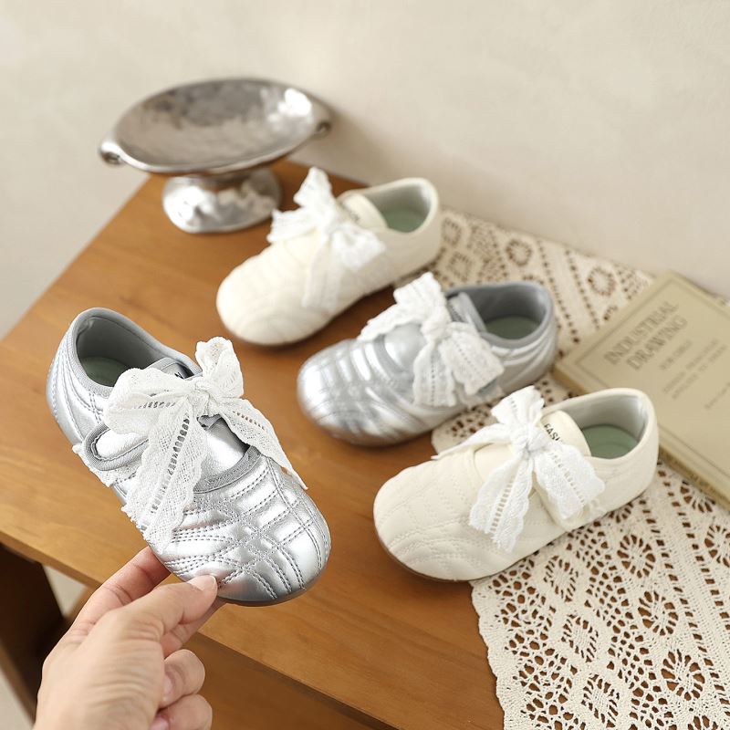 2026新入荷★子供靴★シューズ★26/16.0cm〜30/18.2cm 2色