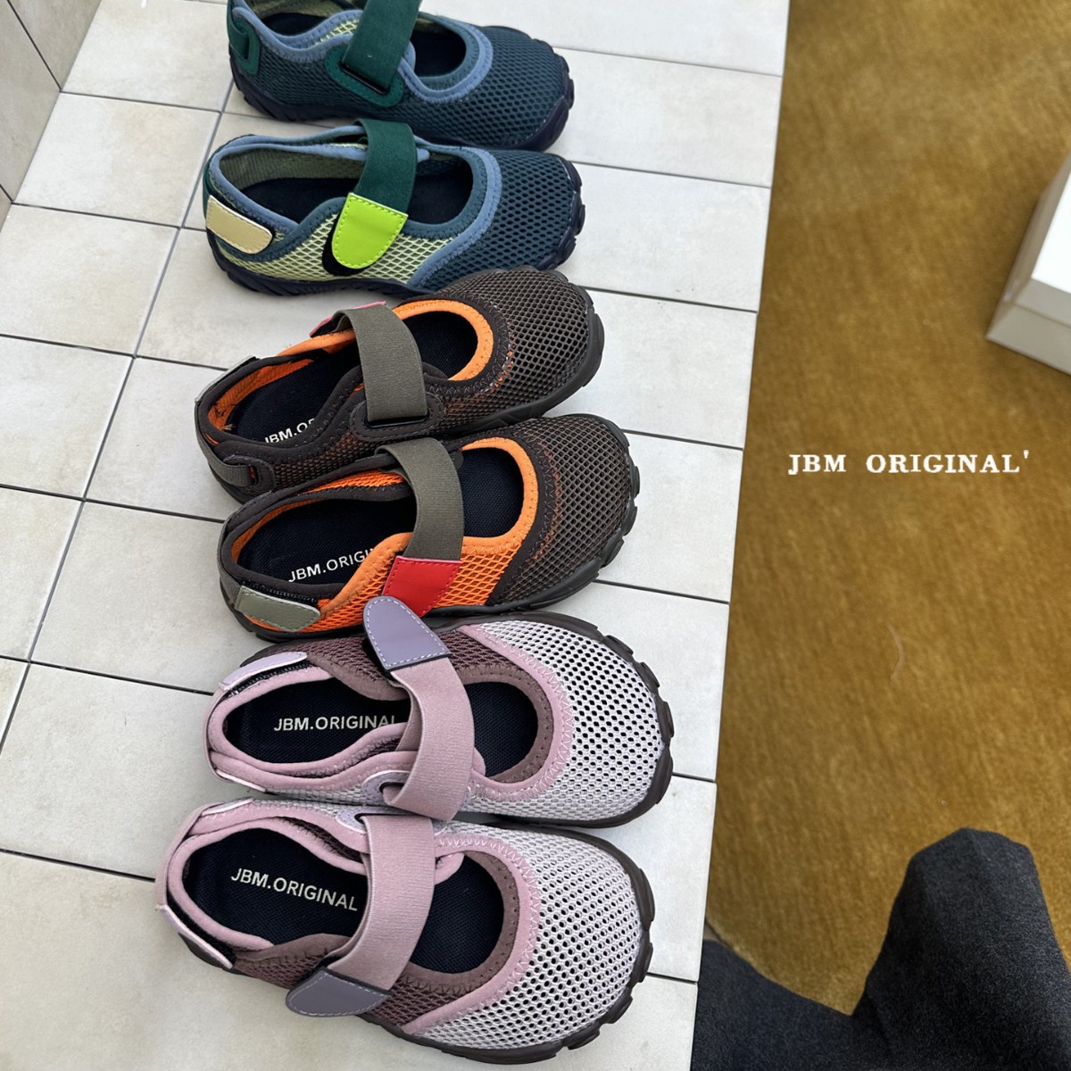2026新入荷★子供靴★シューズ★23/14.6cm〜36/22cm 3色