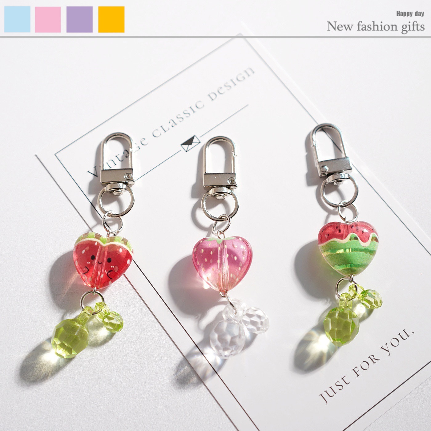 ★可愛いキーホルダー　装飾品★キーチェーン★バッグチャーム