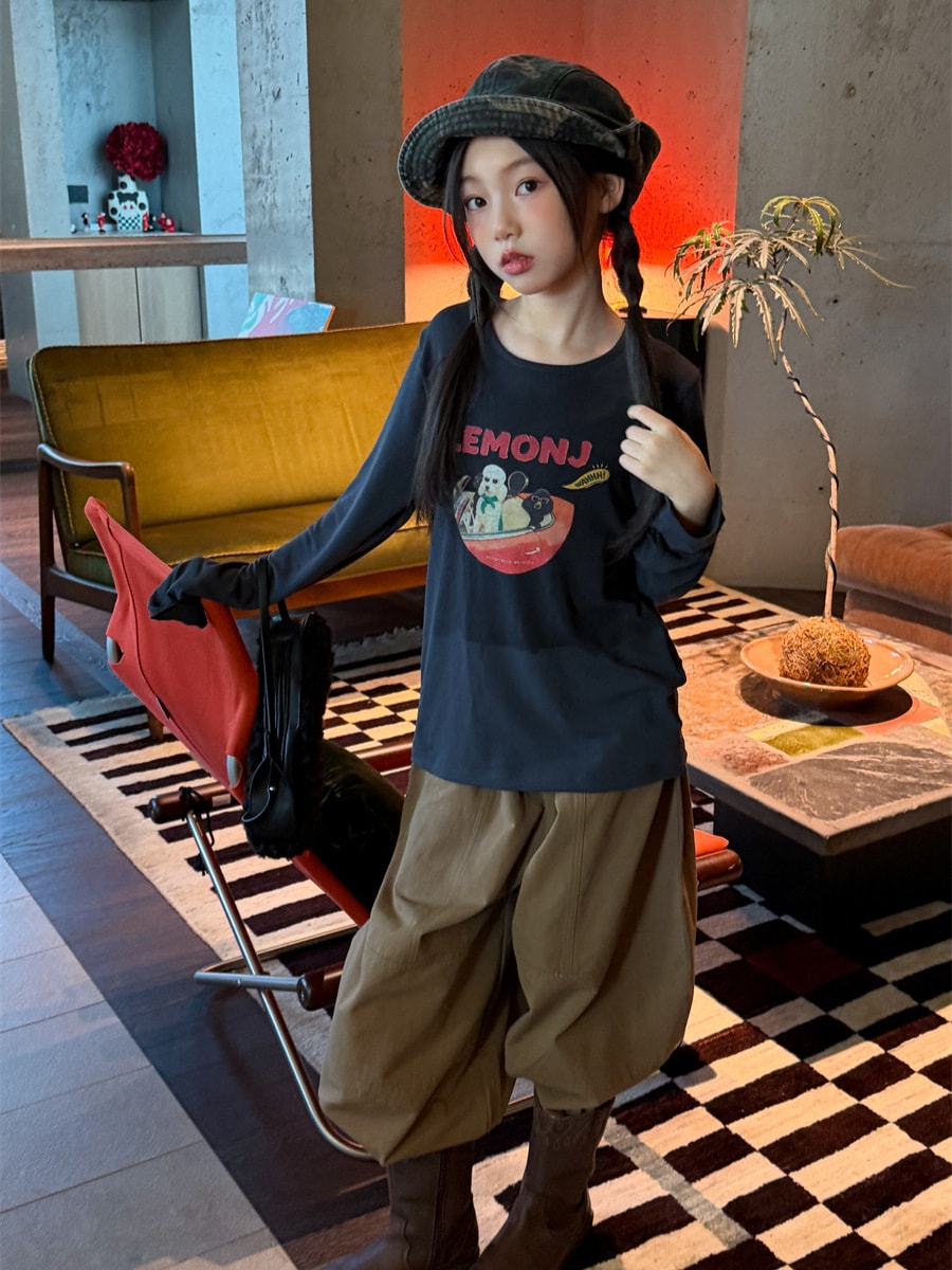 2026秋新作H★子供服　風トップス★100cm〜160cm 2色