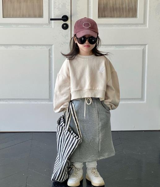 2023春新品★子供服　トップス　長袖　80-130cm