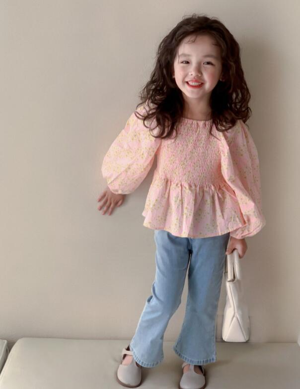 2023新品★子供服　デニムズボン★90-140cm★