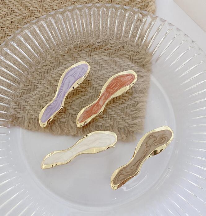 新型★韓国ファッション★髪飾り　ヘアビン★アクセサリー★4色