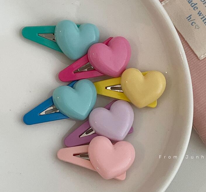 新型★韓国ファッション★髪飾り　ヘアビン★アクセサリー★4色