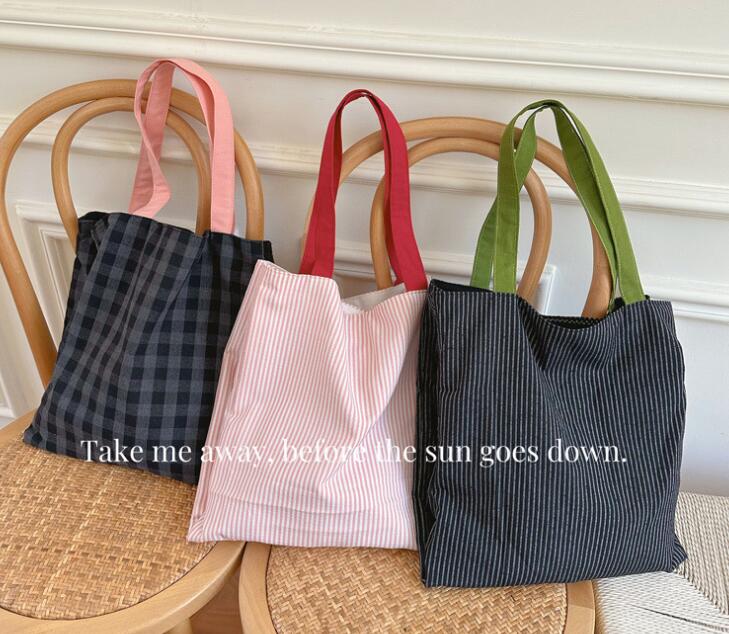 新登場★レディースバッグ　収納袋★3色