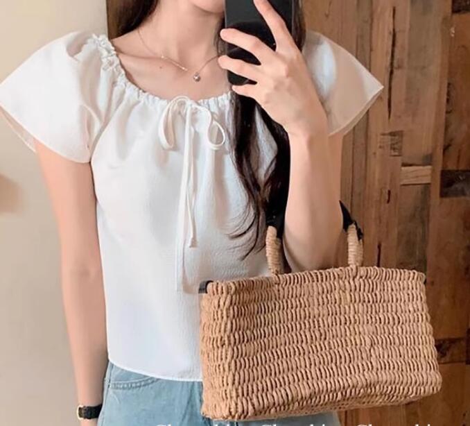 新登場★バッグ　草編みバッグ★