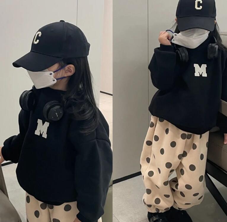 2023秋冬新品★子供服　トップス&ズボン★100-140cm★