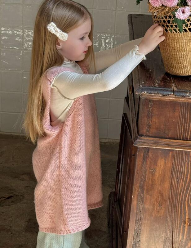 2024年otaly★子供服　ニットワンピース★90-130cm★2色