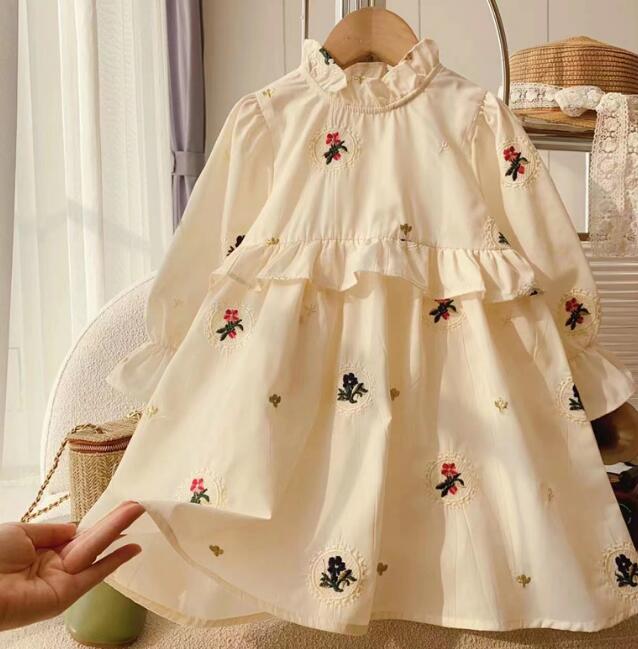 「2024」子供服★ワンピース★長袖★刺繍★キッズ女の子★90-140CM