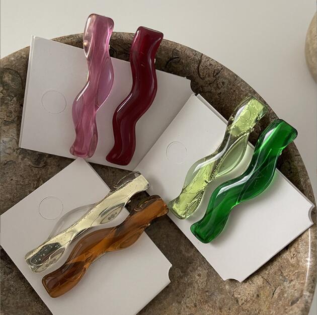 2024★髪飾り★ヘアアクセサリー★ヘアピン★1点=2個