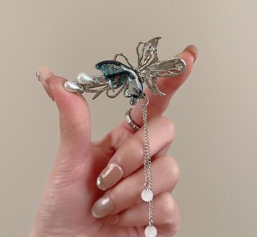 新作★ヘアピン★古風★可愛い　蝶々造型★髪飾り★まとめ髪用★ヘアアクセサリー★