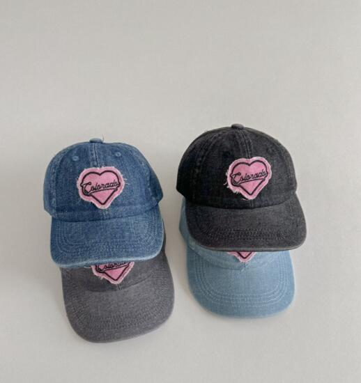 「2024」子供用★帽子★キャップ★キッズ★野球帽★4色