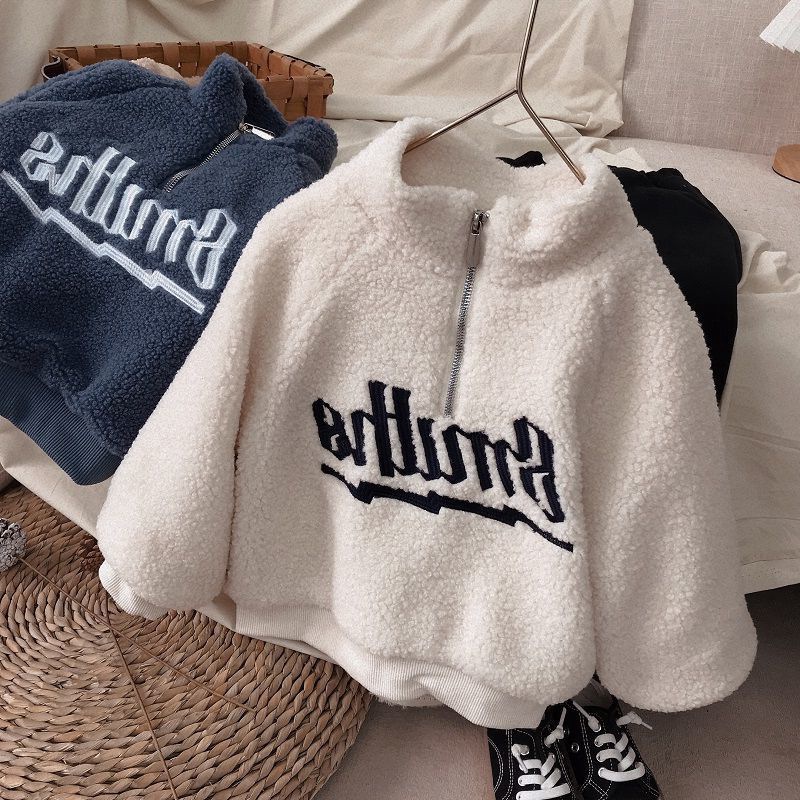 2024新作★子供服　トップス★80cm〜140cm 2色