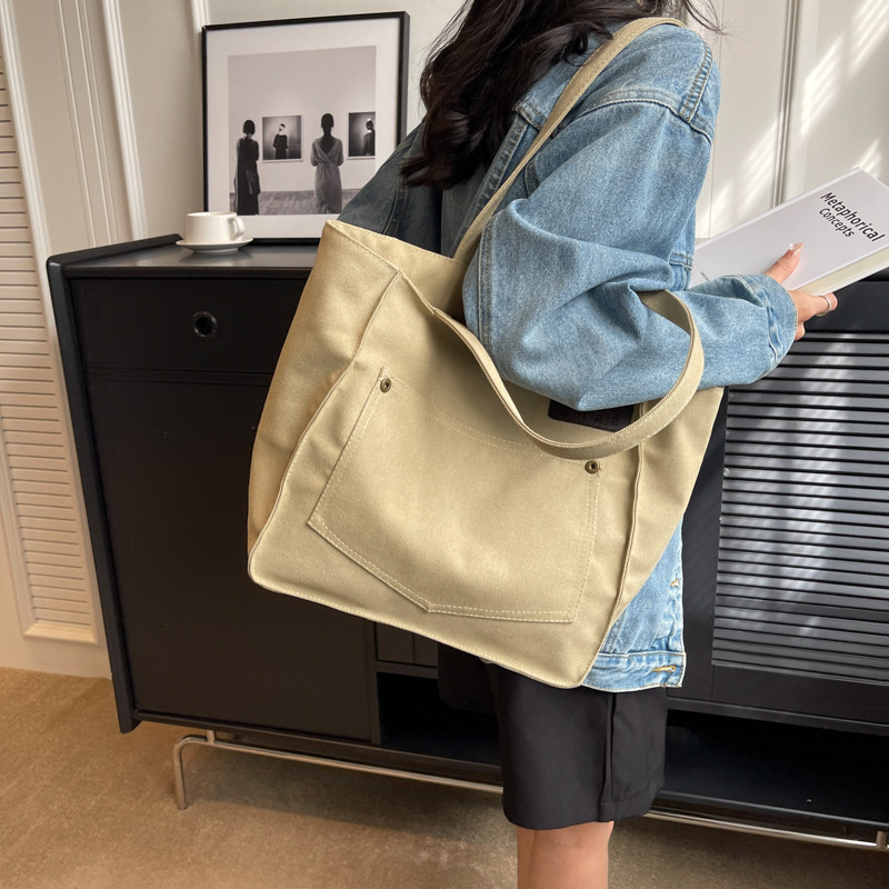 2024新型★大容量バッグ★ショルダーバッグ★4色