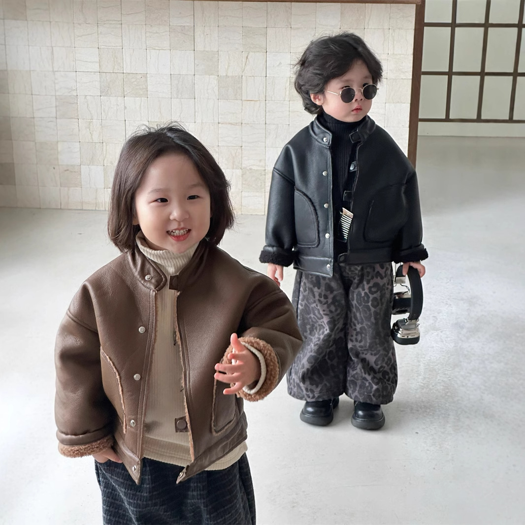 2024新品★子供服 　PUコート★90cm〜140cm 2色