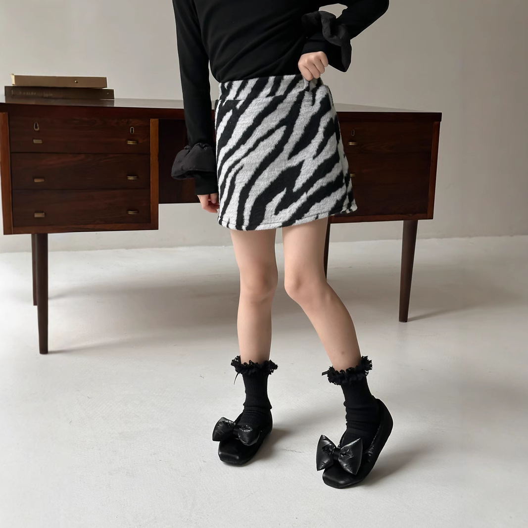 2024秋冬新品★子供服　スカート★100cm〜160cm