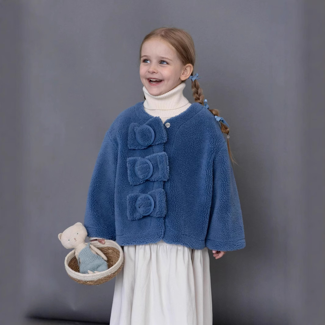 2024新品★子供服 　ふわふわコート★100cm〜150cm 2色