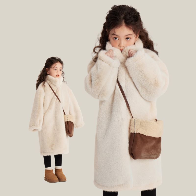 2024新品★子供服 　ふわふわコート★120cm〜160cm