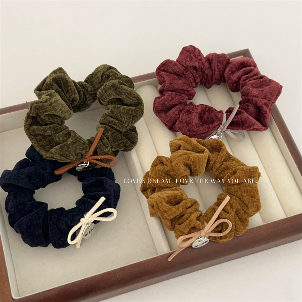 雑貨★髪飾り　シュシュ　ヘアゴム★アクセサリー★4色
