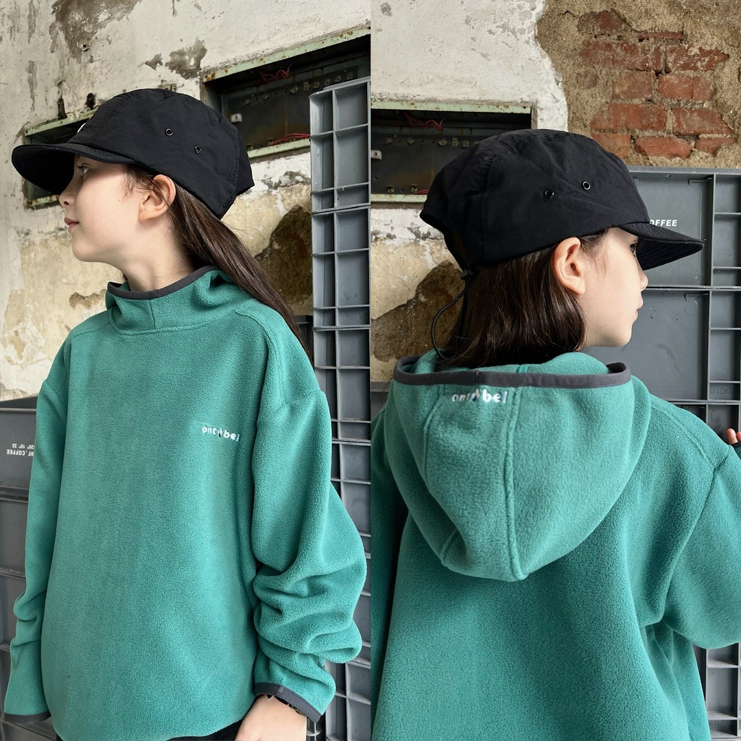 2024新品★子供服　パーカー★110cm〜170cm 2色