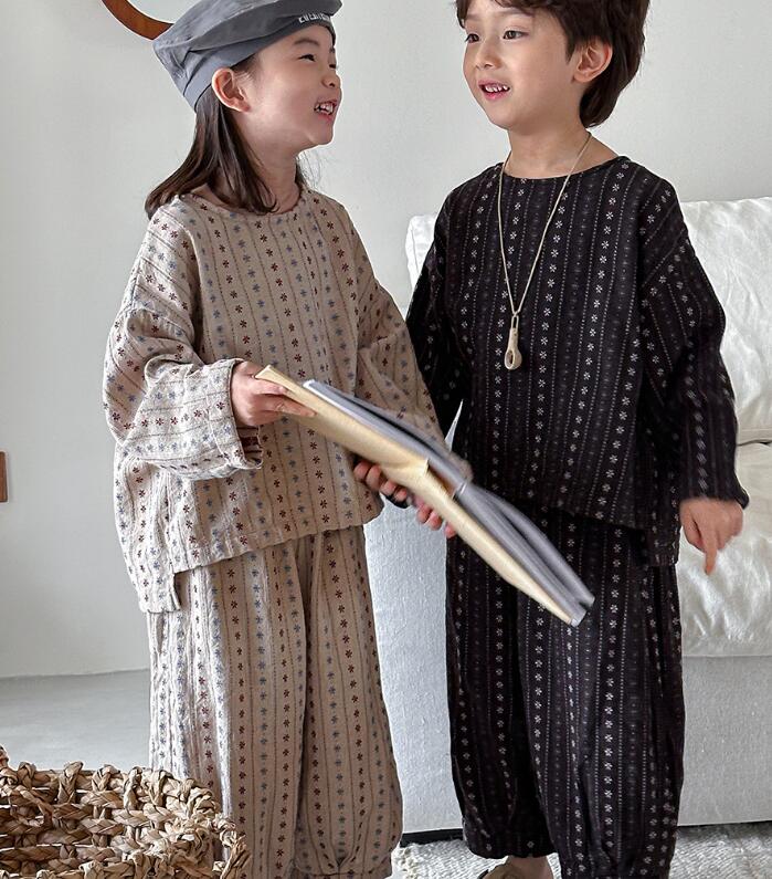 2025新品★子供服　セットアップ★80cm〜140cm 2色