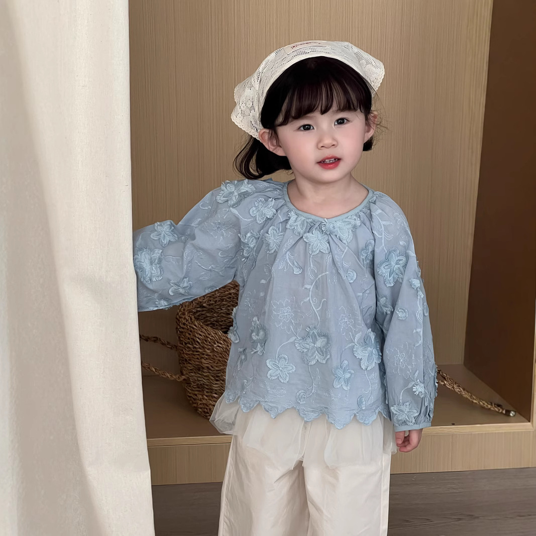 2025新作★子供服　トップス★90cm〜140cm 2色