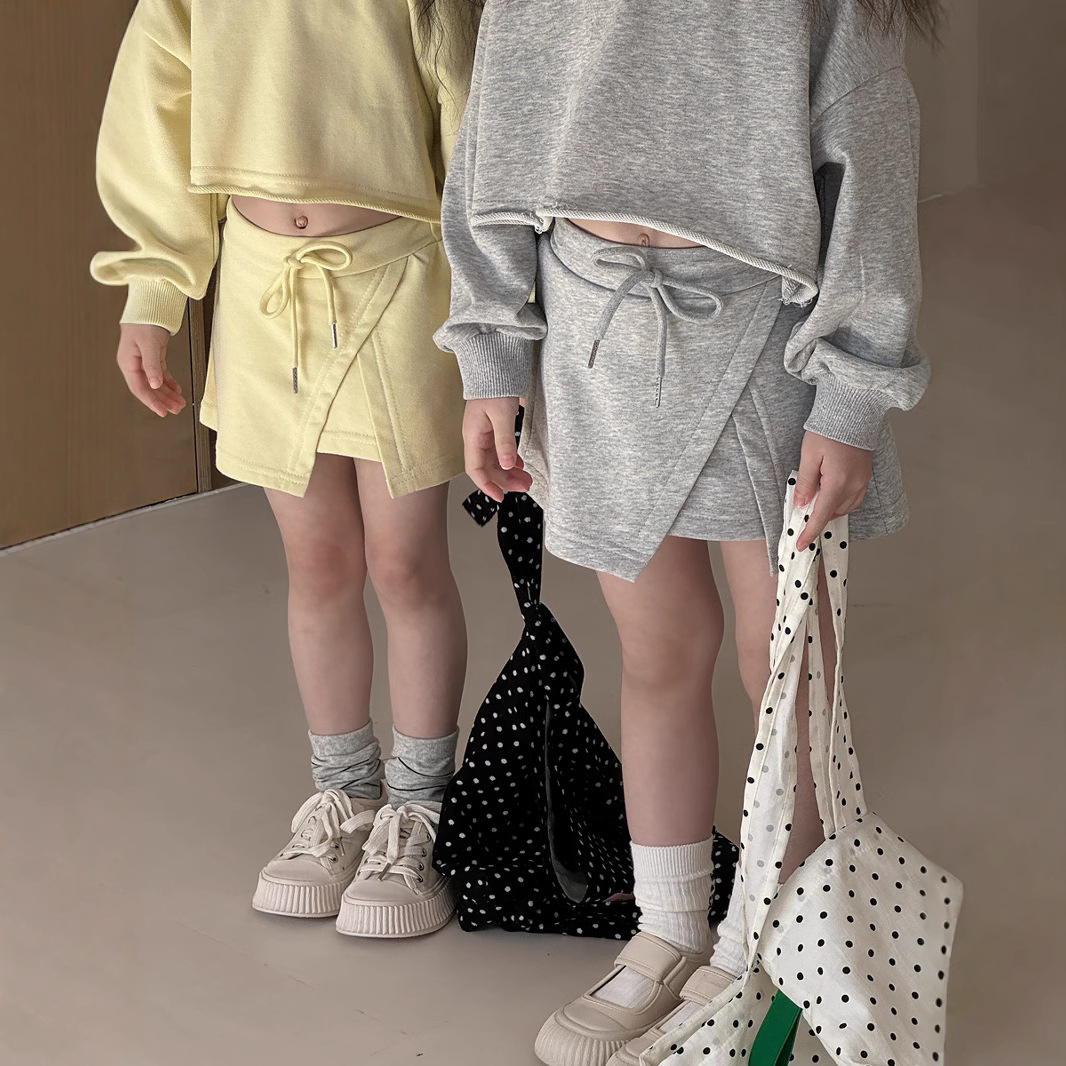 2025新品Y★子供服　スカート★90cm〜150cm 2色