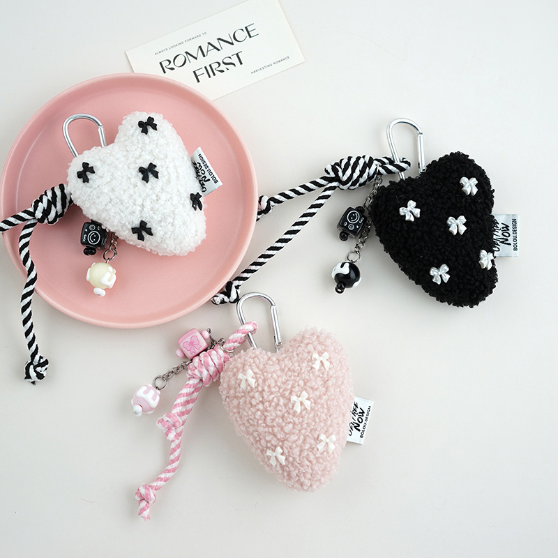 ★可愛いキーホルダー　装飾品★ぬいぐるみキーチェーン★4色