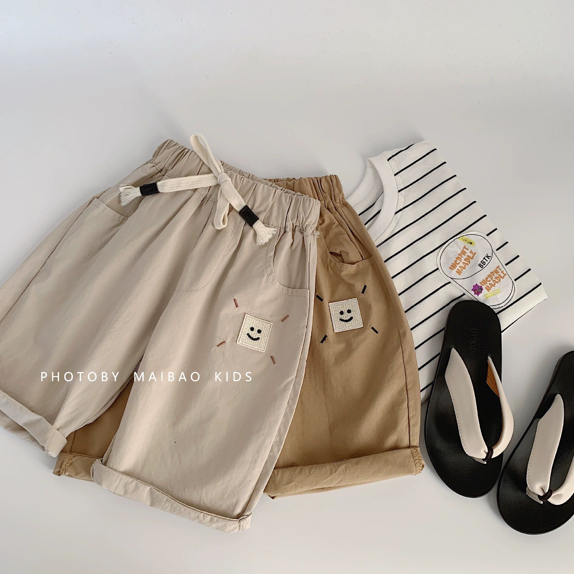 2025夏新入荷★子供服　ズボン★90cm〜140cm 2色