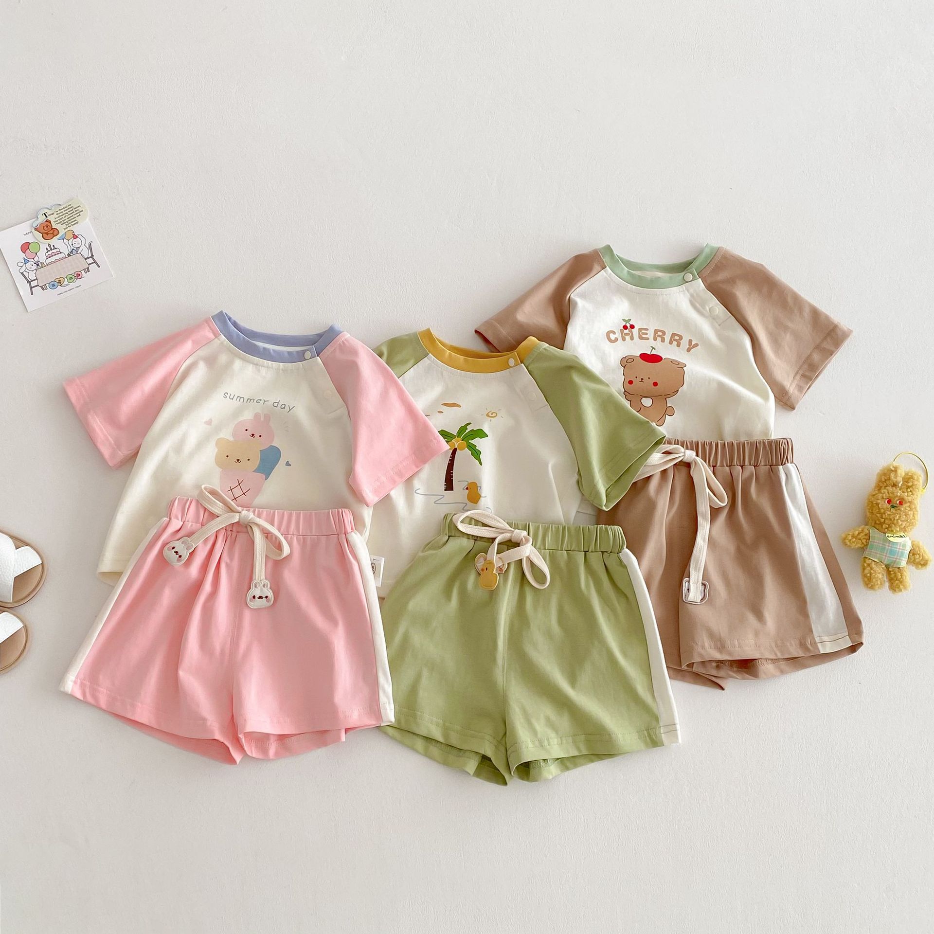 「2025」子供服★トップス+ズボン★セットアップ★韓国風子供服★3色73cm〜120cm